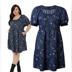 TORRID Mini Chambray Puff Sleeve Smocked Dress size 3 / 3X 22-24